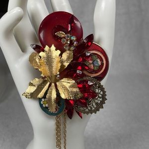 Vintage Button Crystal Brooch